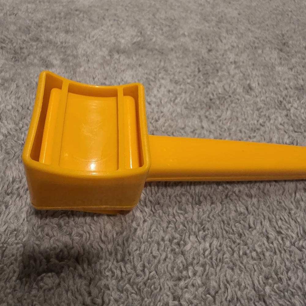 Tupperware Orange‎ Meat Tenderizer